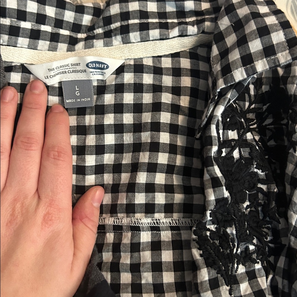 Assorted Tops Haul - Picture 3 of 8